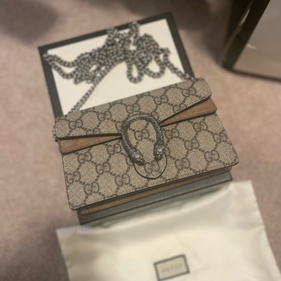 Gucci Handbags - Gucci dionysus super mini